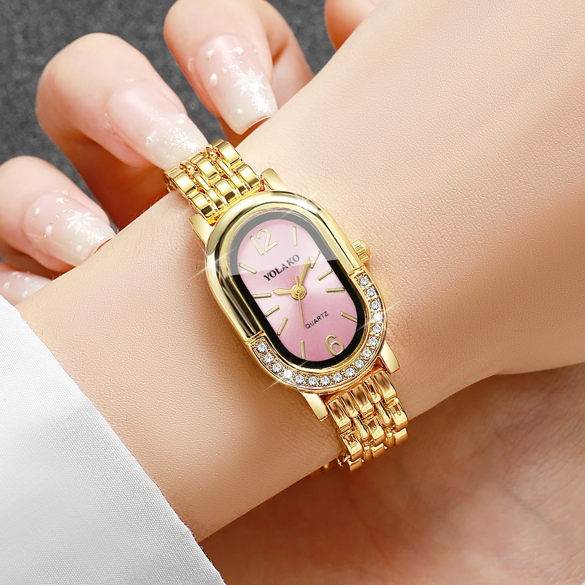 Роскошные женские кварцевые ча – обзор и цена Lux Watch