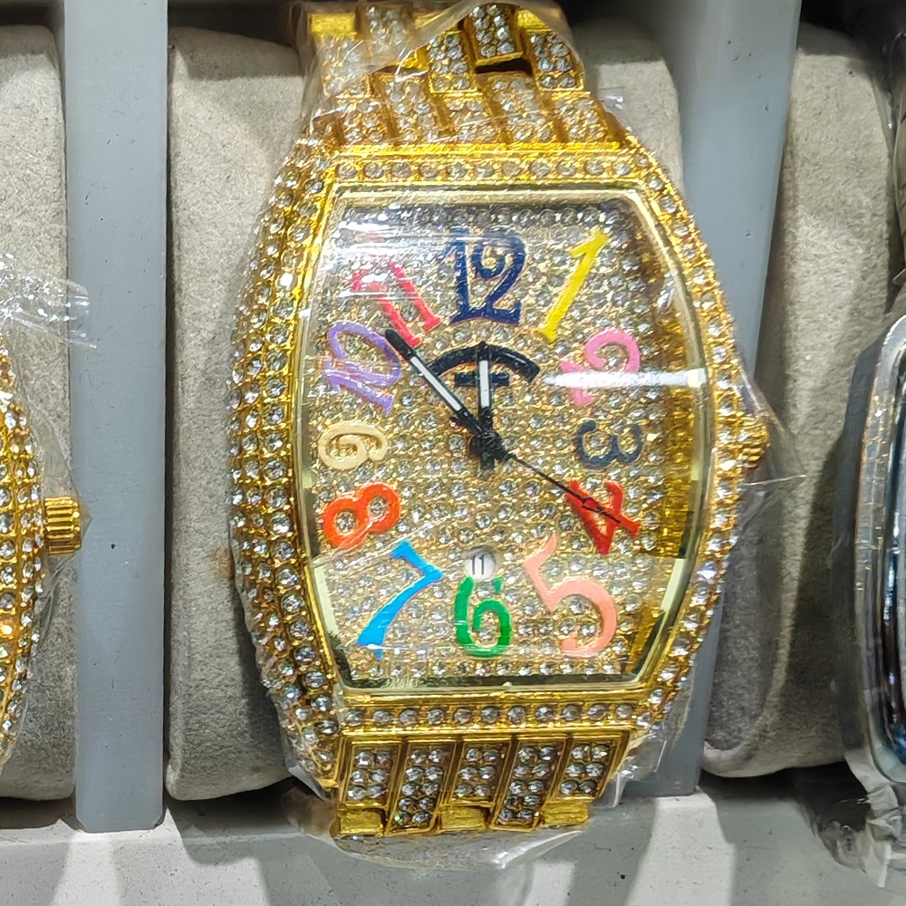 Мужские кварцевые часы Tonneau – обзор и цена Luxury Watch Brands Logo